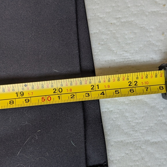 3 for $30 - Black pencil skirt - Picture 4 of 5